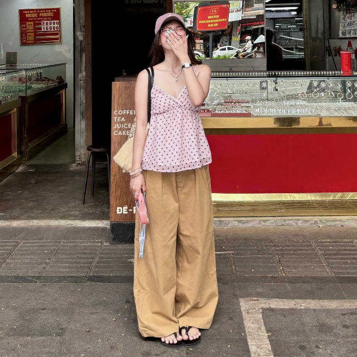 (OLDSCHOOL PHOTO) เสื้อเชิ้ตผ้าชีฟอง 2 สายลายจุด A31082 KIBI TOP