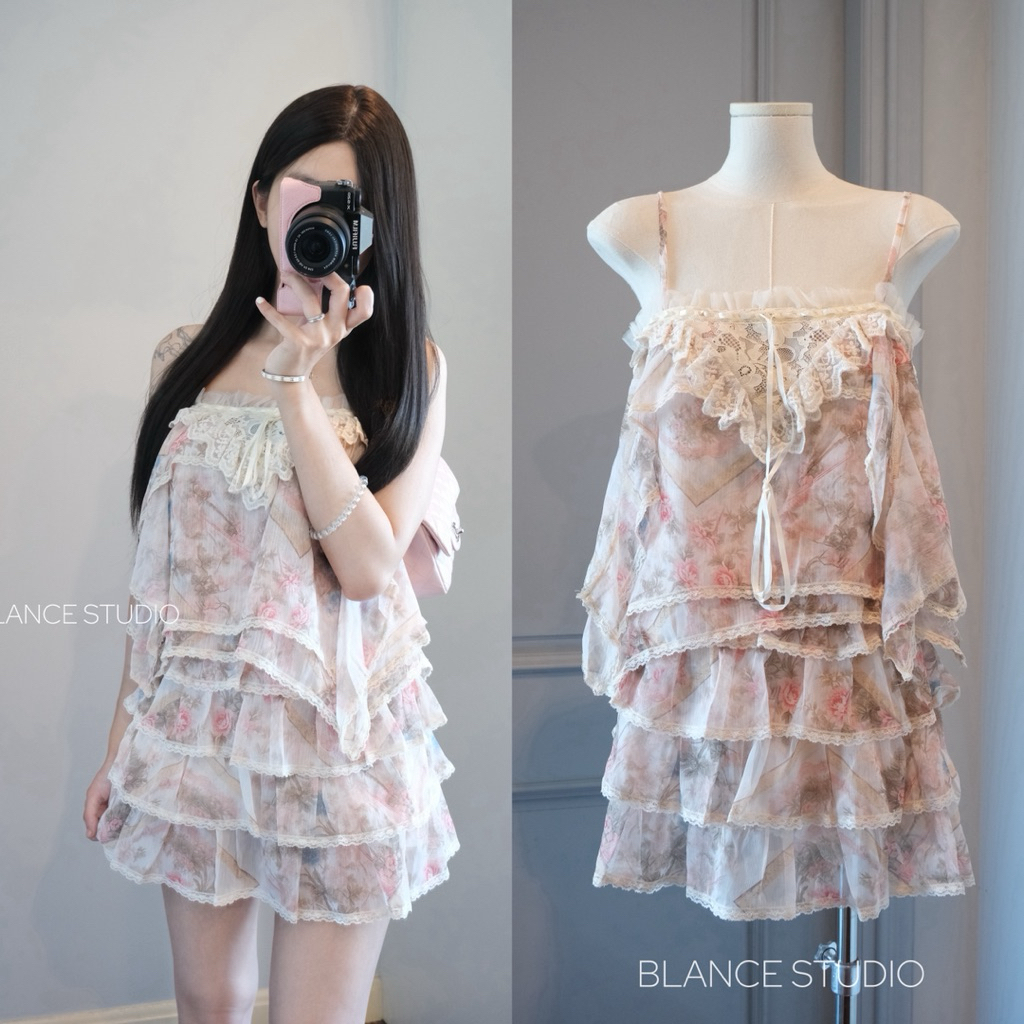 BLANCE STUDIO ชุดกระโปรงสองชิ้นและดอกไม้ qccc