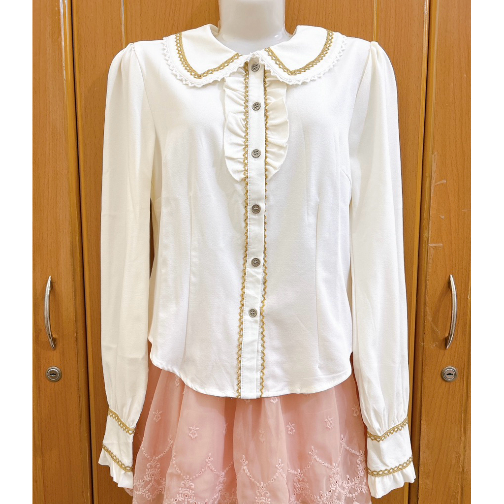 Miss Uwowo เสื้อเชิ้ตสีขาวมือ2