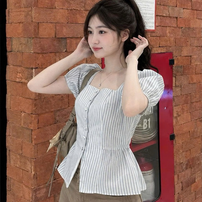 เสื้อเชิ้ตคอเหลี่ยมผู้หญิงมีกระดุมห่อสุดหรู แฟชั่นเกาหลี H TNK06