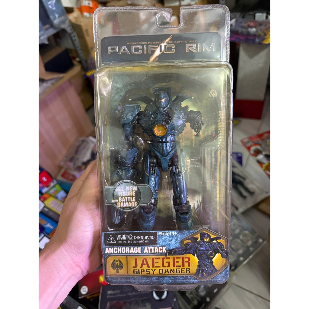 NECA Pacific Rim Gipsy Danger (โจมตีสมอ) รุ่น