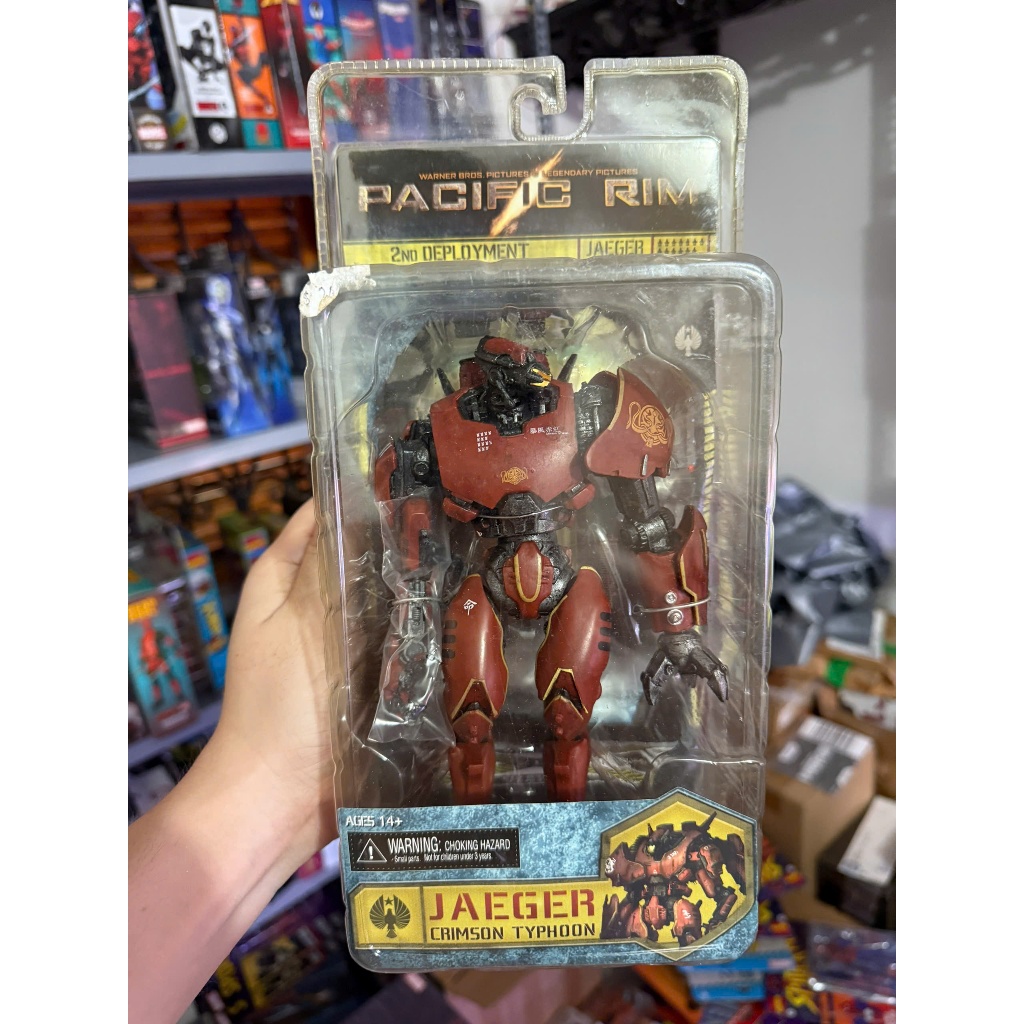 NECA โมเดล Pacific Rim Crimson Typhoon