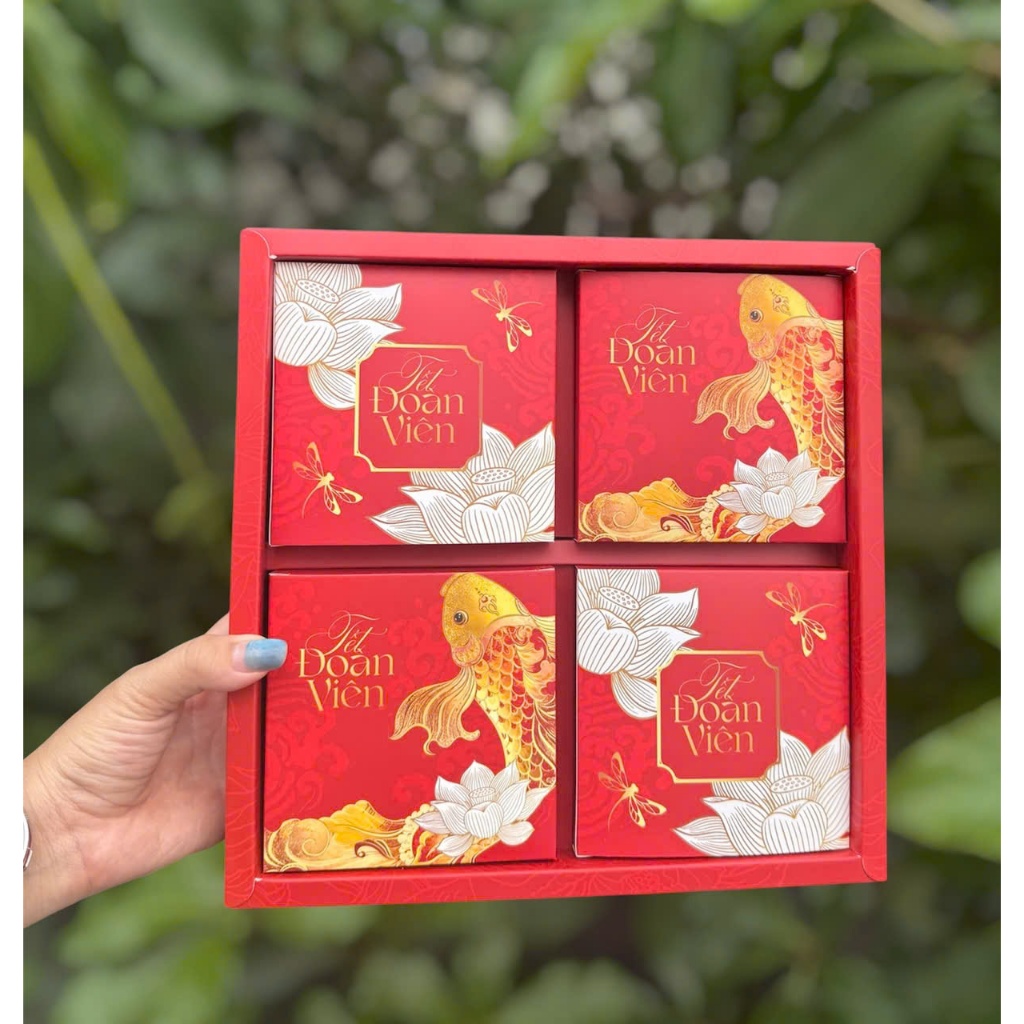 RETAIL 4-CAKE CARP REUNION MOONCAKE BOX – BOX (CAKE NOT INCLUDED)