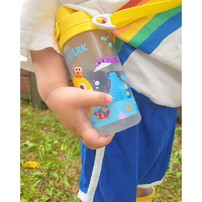 ขวดน้ํา PINKFONG BABYSHARK พร้อม STRAW AND STRAP รูปที่ 5