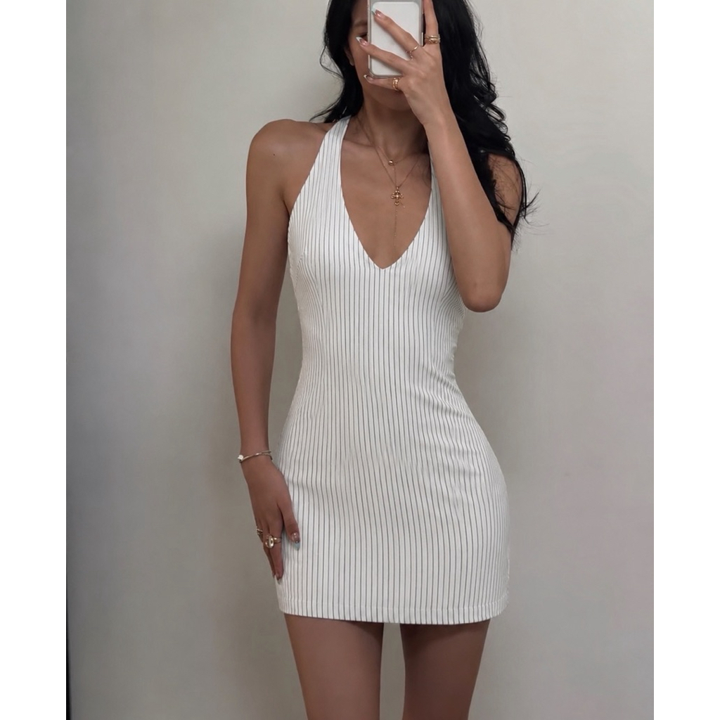 (ร้านทักคําปรึกษาไซส์) VBS BODY DRESS WITH BODY COLLAR, SEXY SHAPE เดรสบอดี้คอน (ไม่บาง ไม่หนา สองชั้นปานกลาง)