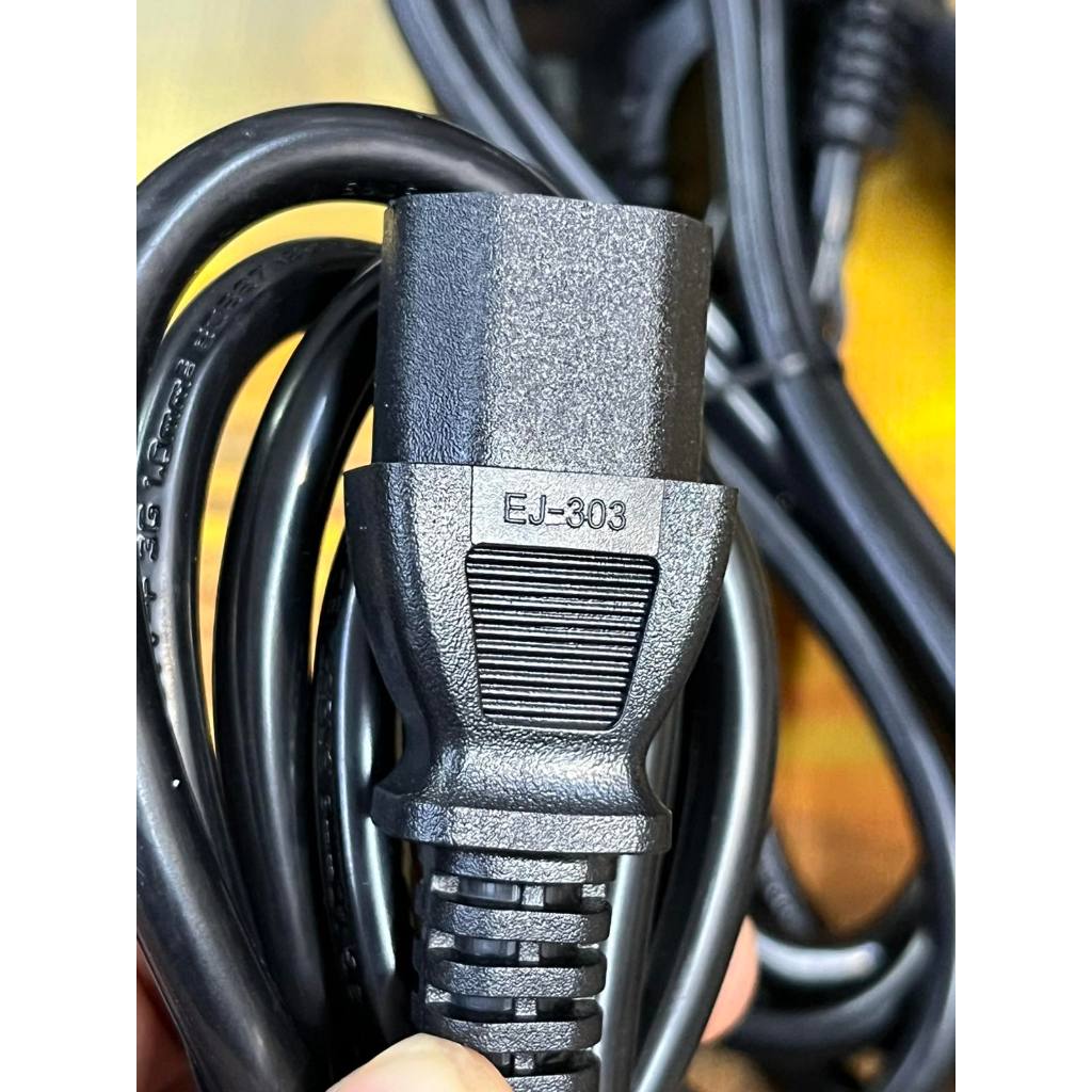 สายไฟ 2 ขา เป็น C15 10A 250v