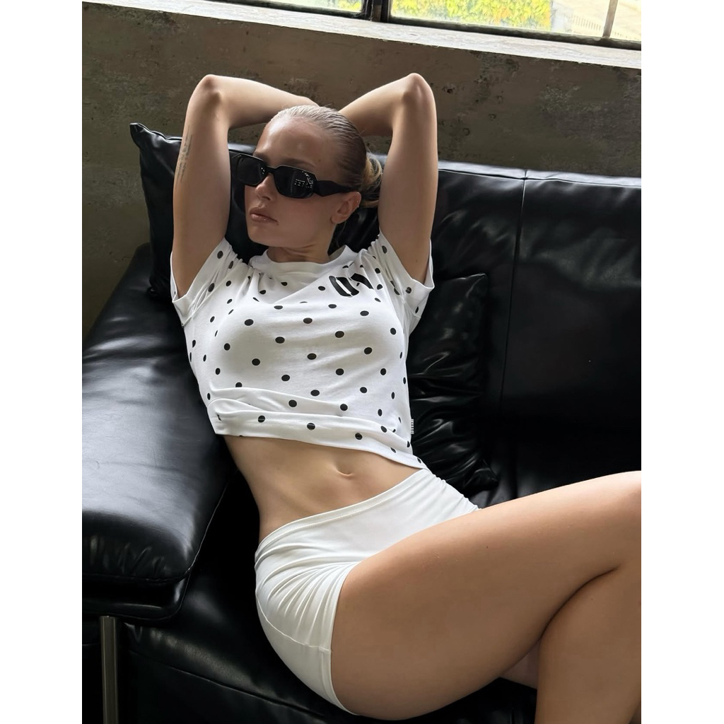 AO T-SHIRT SSMA 01 POLKA DOT SMART FIT T-SHIRT - สีขาว (ฟรี Stress tote bag)