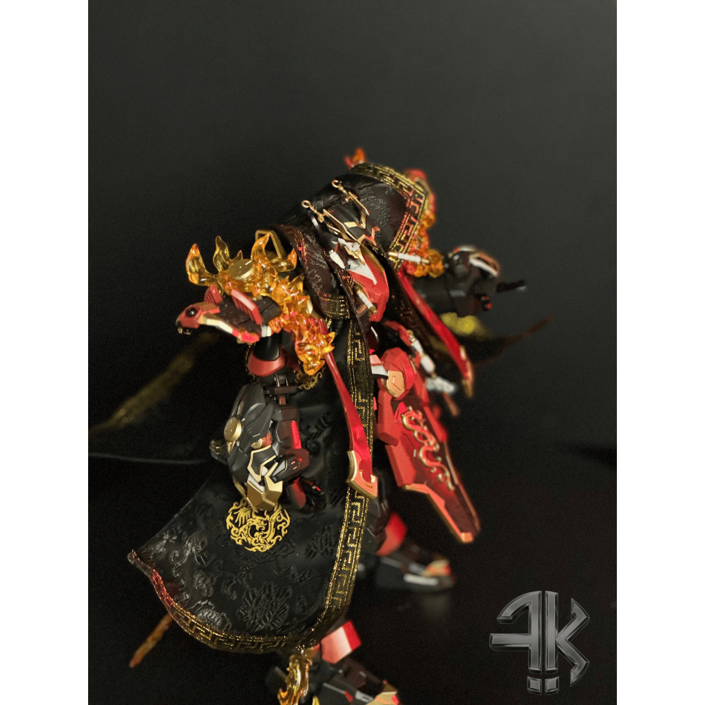 [AVAILABLE] FKK รูปฟิกเกอร์ | ชุดเสื้อคลุมและธงรุ่น Qin Shi Huang - Qin Shi Huang