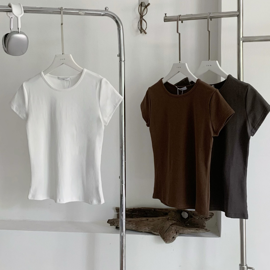 [JEMCLOSET] เสื้อยืด MEDIUM-FORM SHORT-SLEEVE IN STRETCH WELDED COTTON FABRIC - 092