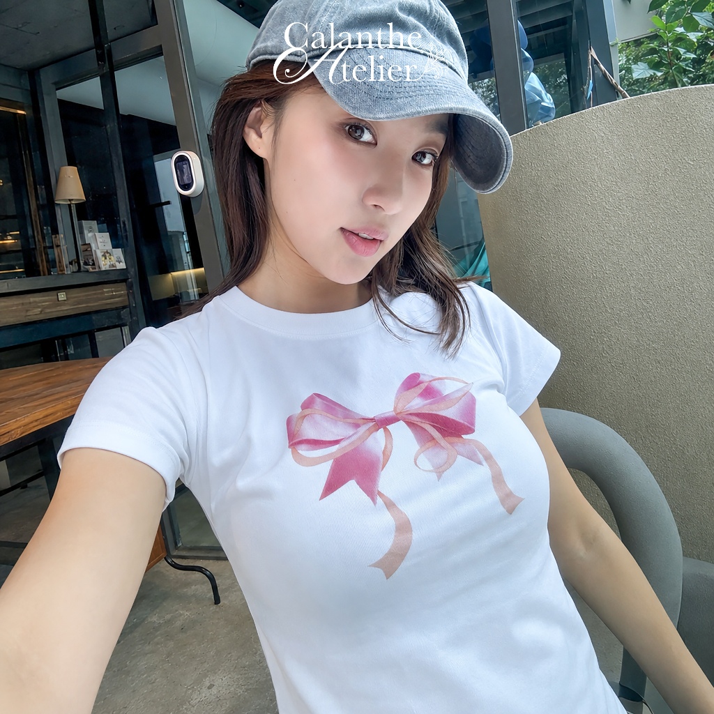 เสื้อทีเชิ้ตสําหรับเด็กทารกผู้หญิงกับโบว์สีชมพูน่ารักน่ารักตลกในยุโรปและอเมริกา Pinterest Coquette ผ
