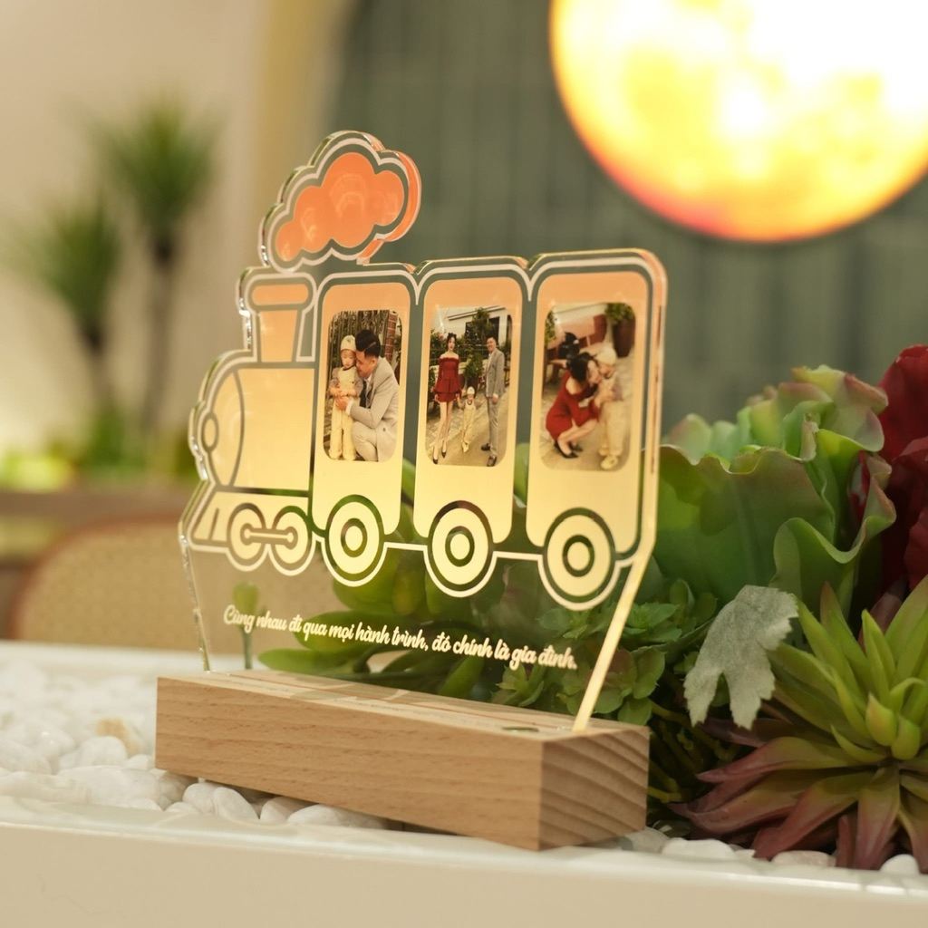 PHOTO FRAME WITH LIGHT BASE GIFT ON REQUEST B1 - วาลดันเลน
