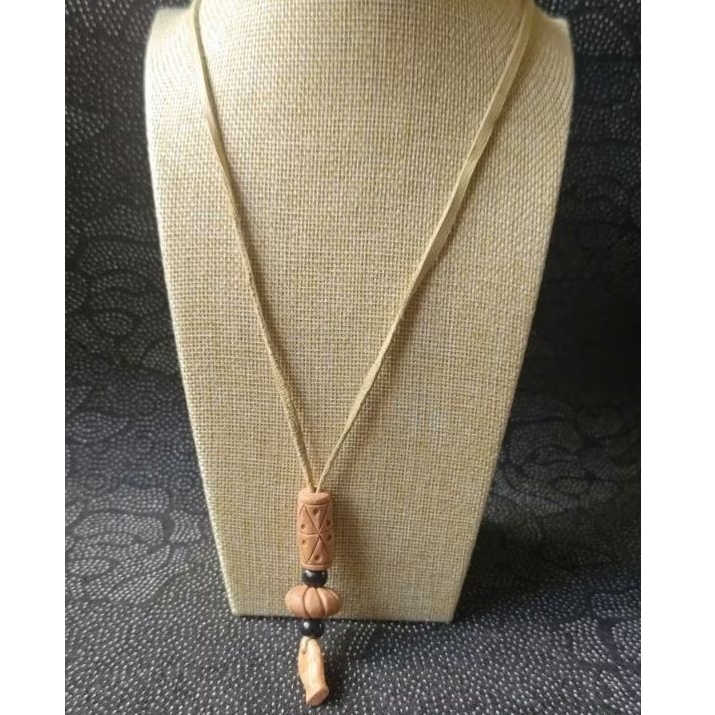 DTT0334-VINTAGE สร้อยคอเซรามิก ENGRAVED พร้อม BOHO NATURAL STONE FISH FACE