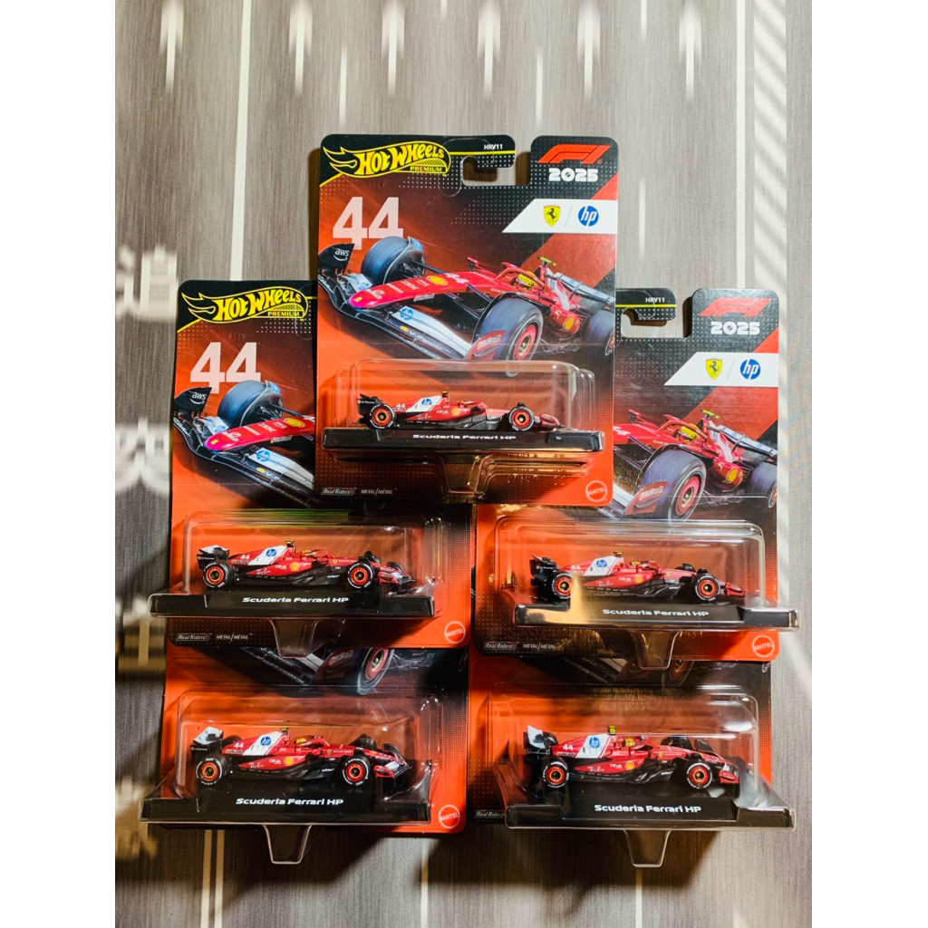 Hiwheels Store Hot Wheels F1 Scuderia Ferrari HP 44 Lewis Hamilton รถโมเดล