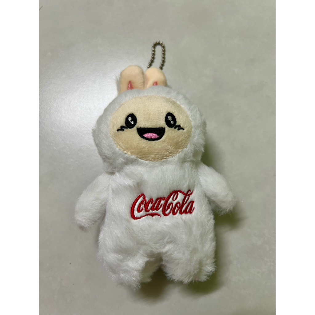 Labubu x พวงกุญแจผ้าฝ้าย CocaCola