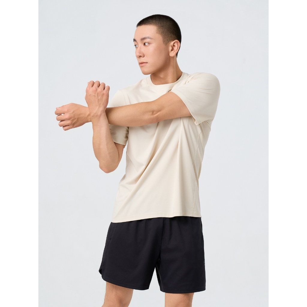 เสื้อยืดกีฬาผู้ชาย Yomy Regular Cool-FX Stretchable Form MATS26S025