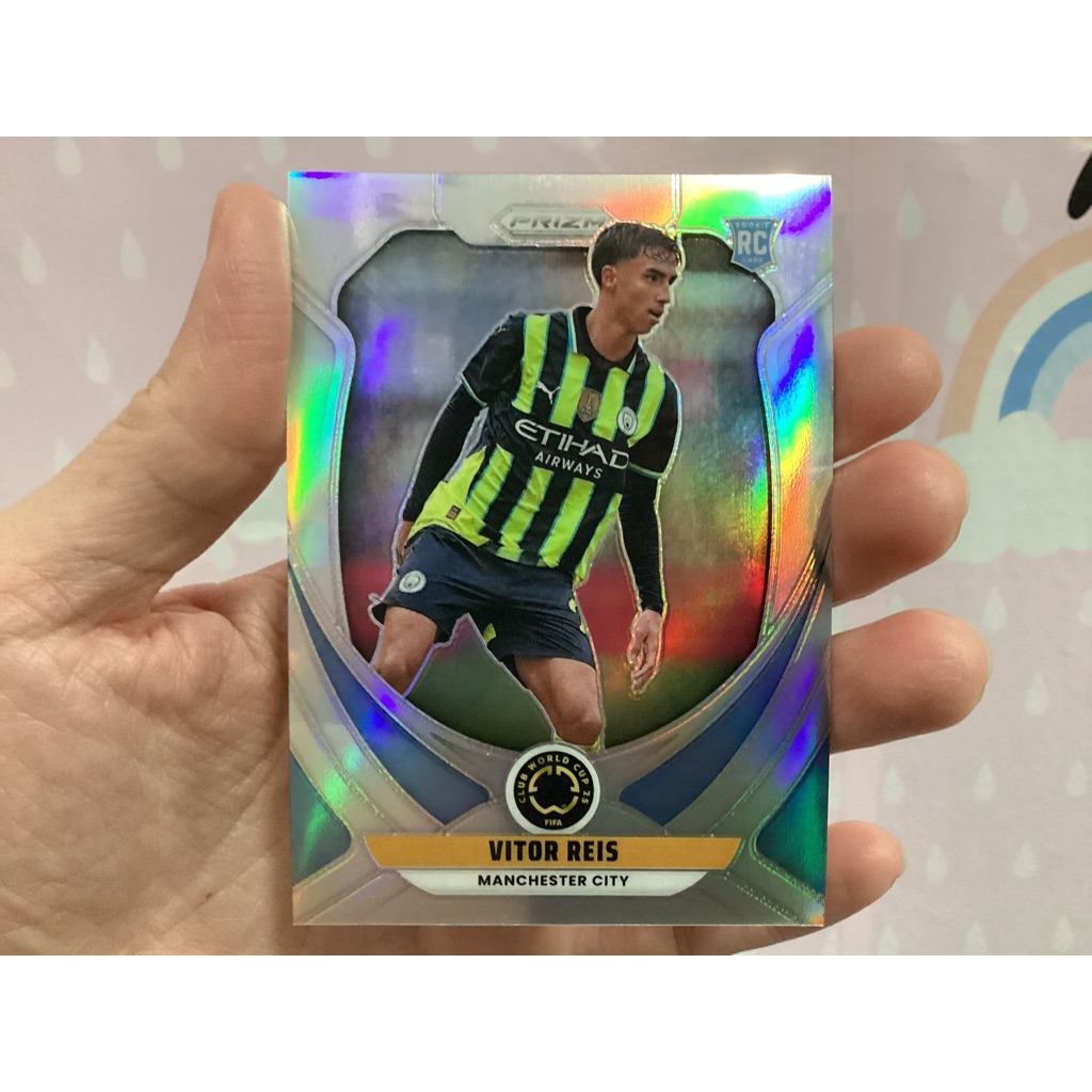 การ์ดนักฟุตบอล Vitor Reis RC