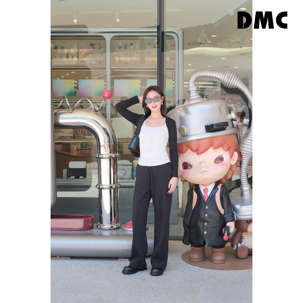 [EC2] DMC(เสื้อคอตตอนสีดําพร้อมชุดเสื้อชั้นในสตรีและกางเกงขาบาน