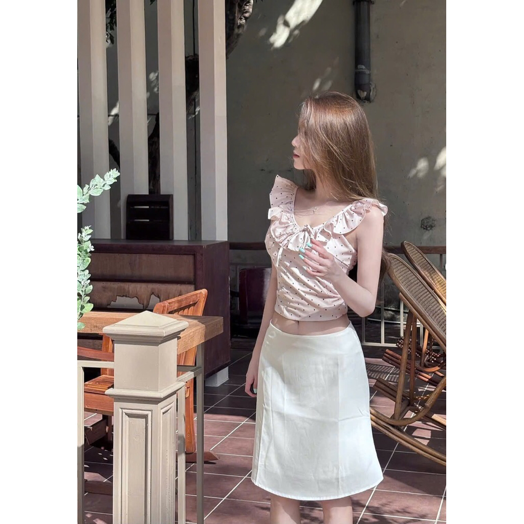 เสื้อเชิ้ตสีชมพูลายจุดคอปกคอเต่า + WHITE SILK CV