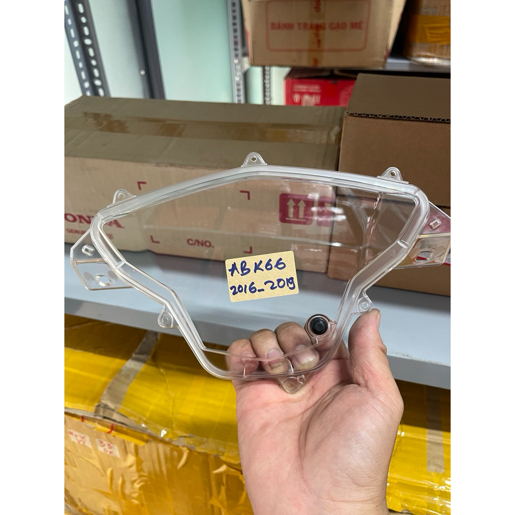 กระจกนาฬิกา Airblade K66/ Ab 2016-2019 รหัส K66 (สินค้าบริษัท) เดิมสวย