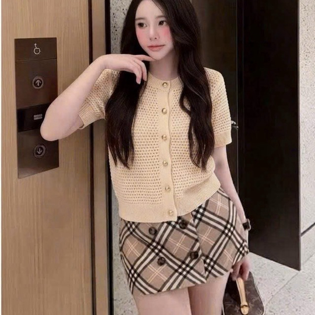 CDG SHIRT WITH MULTI-COLOR HOLE WOOL SLEEVES