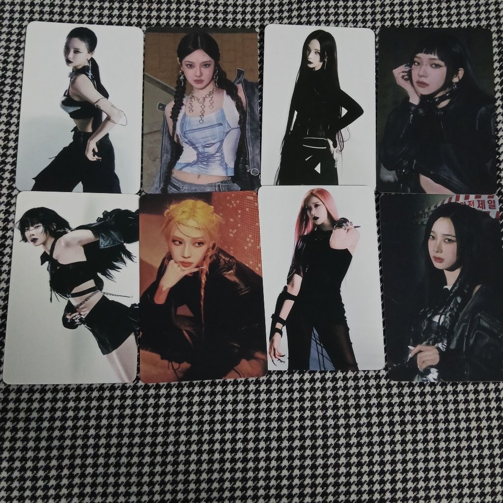การ์ดโฟโต้การ์ด AESPA QQ TRADING WHIPLASH CARD มุมโค้งมนในราคาล่าง