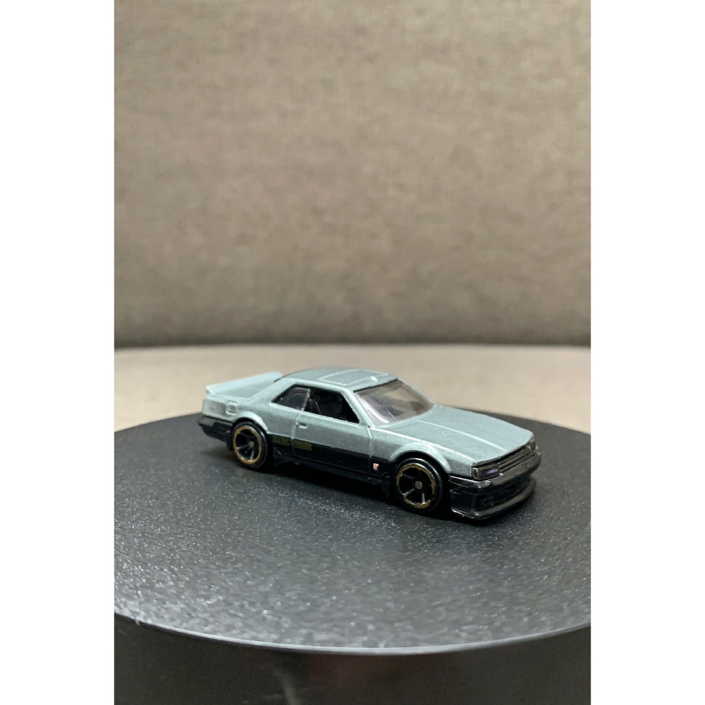 Hot Wheels - Nissan Skyline R30 1982 (หลวมเดิมขอบเพ้นท์ล้อด้านเล็กน้อย)