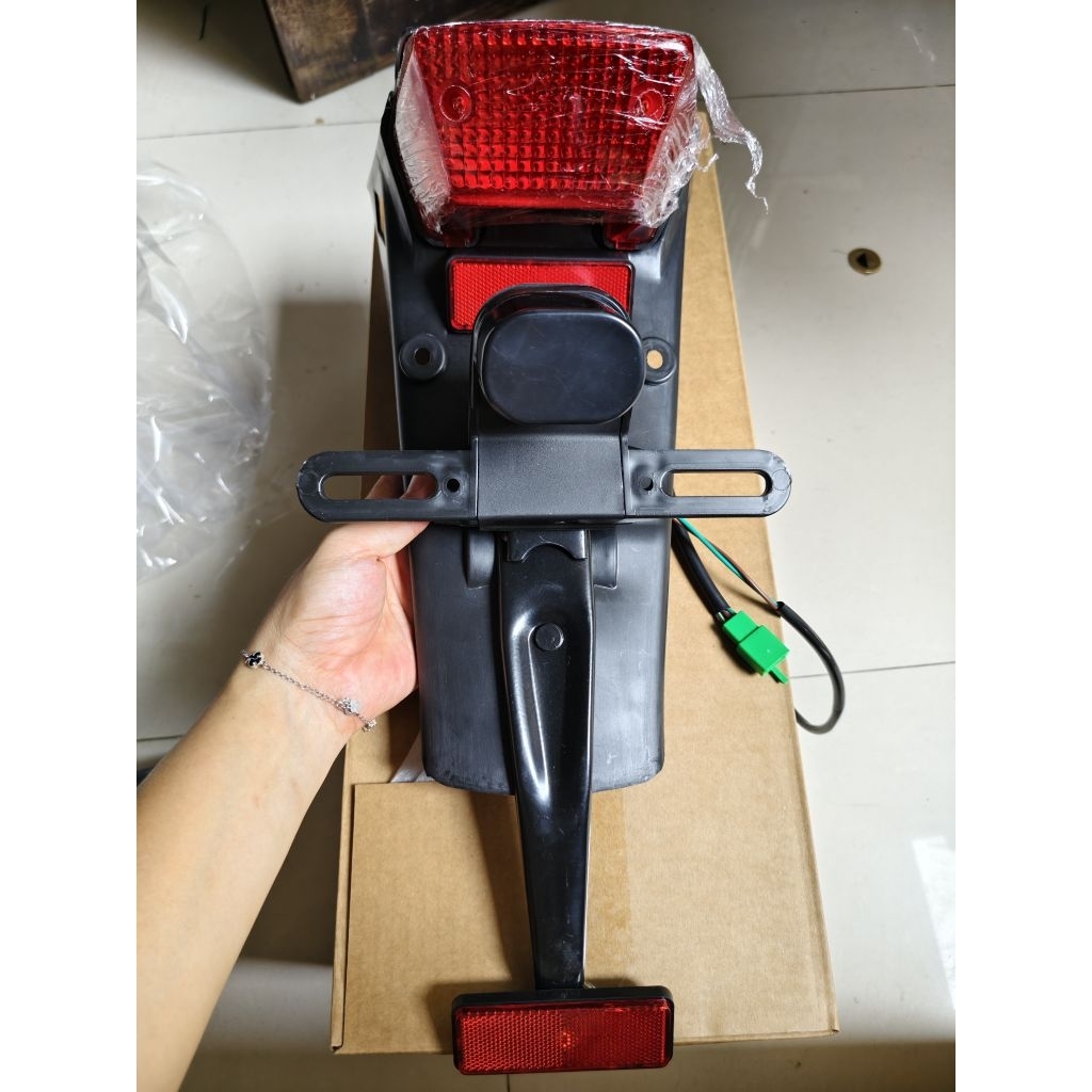 ชุดบังโคลนหลังสําหรับ XR125/ XR150 ชุดประกอบท้ายด้านหลังสําหรับ XR126/150