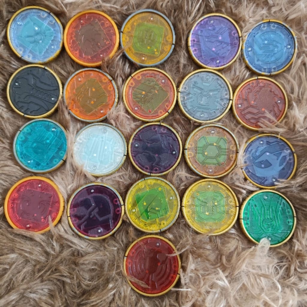DX OOO Medal - อัศวินหน้ากาก Kamen Rider Ozu เหรียญของเล่นแกะสลักด้วย Tajadol Putothyra
