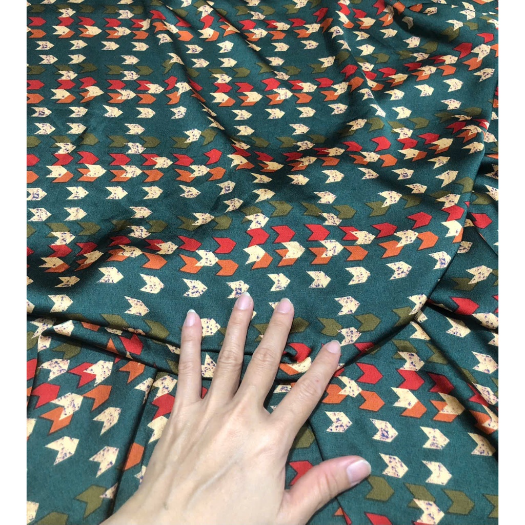 C631 - ผ้าโฟมโบรเคดลาย (1.8m x 1.5m) ยืด