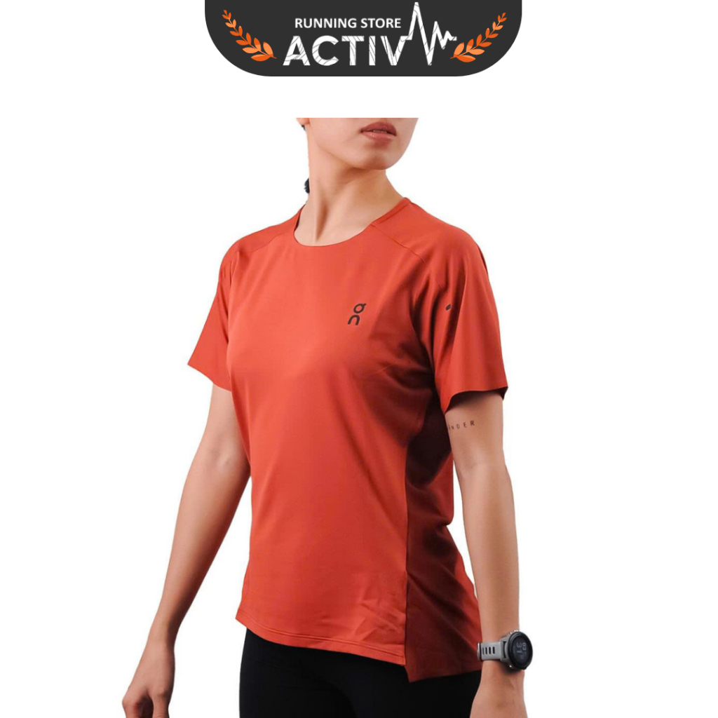 เสื้อยืดผู้หญิง On Running Performance - Auburn/Ruby