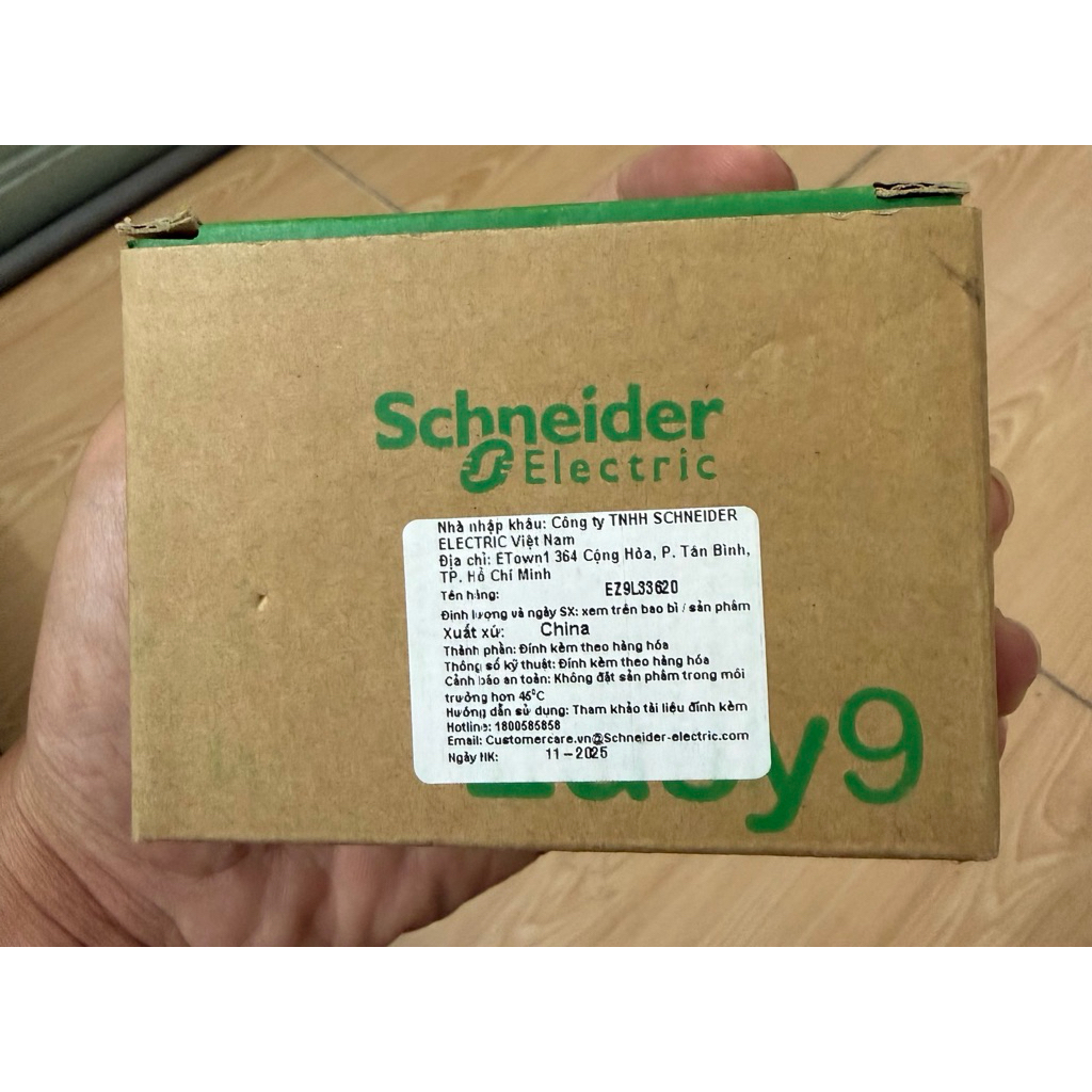 Schneider Easy9 SPD 1P+N 20kA เครื่องป้องกันไฟกระชากประเภท 2 EZ9L33620