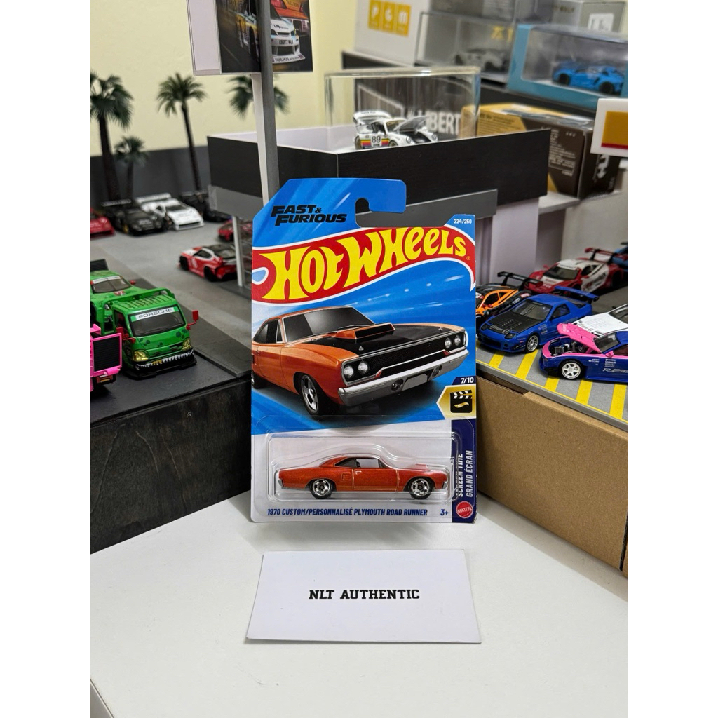 Hotwheels เร็วและขน 1970 CUSTOM/PERSONNALISE PLYMOUTH ROAD RUNNER