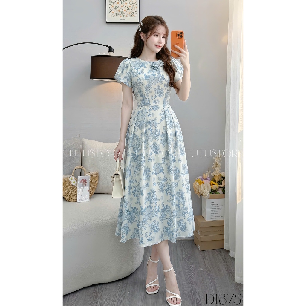 ชุดเดรสดีไซน์ลายดอกไม้คอกลมยาว TuTu Store Party Dress รหัส D1875
