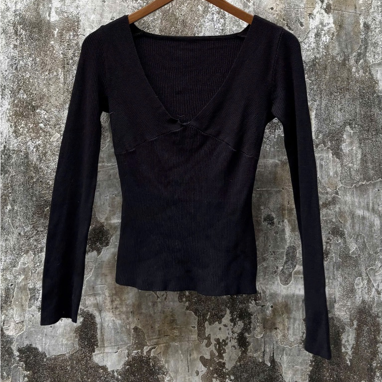RELOVE 2HAND - MONGTOGHI LONG SLEEVE SLIM SOFT 040 [อก 80/104 เอว 66/86 ยาว 55]