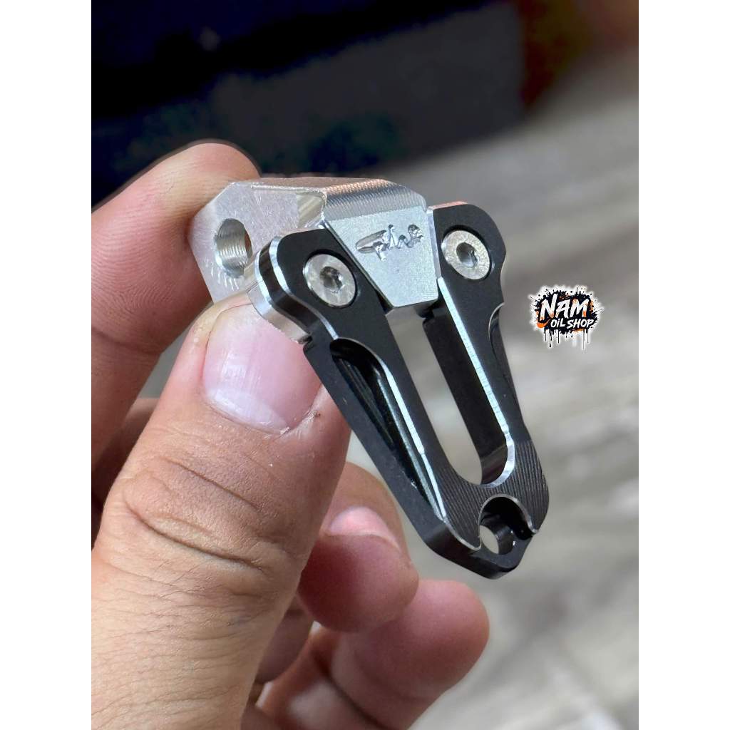 GH Racing V2 แคลมป์สายน้ํามัน Pat สําหรับ Honda / Yamaha (ซ้ายและขวา)