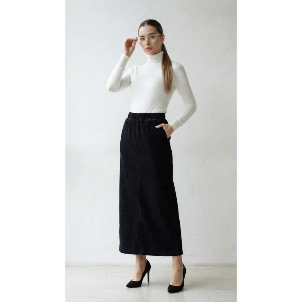 กระโปรงกํามะหยี่สีดํายาวญี่ปุ่นมีกระเป๋าข้าง - 2 Hands (Size S)