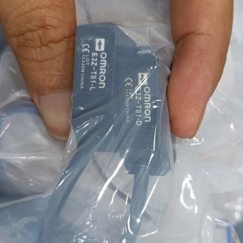 E3Z-D81 E3Z-T81 E3Z-D61 E3Z-D62 E3Z-T61 E3Z-R61 E3Z-G61 E3Z-LS61 เซ็นเซอร์ออปติคอล | ภาษีมูลค่าเพิ่ม