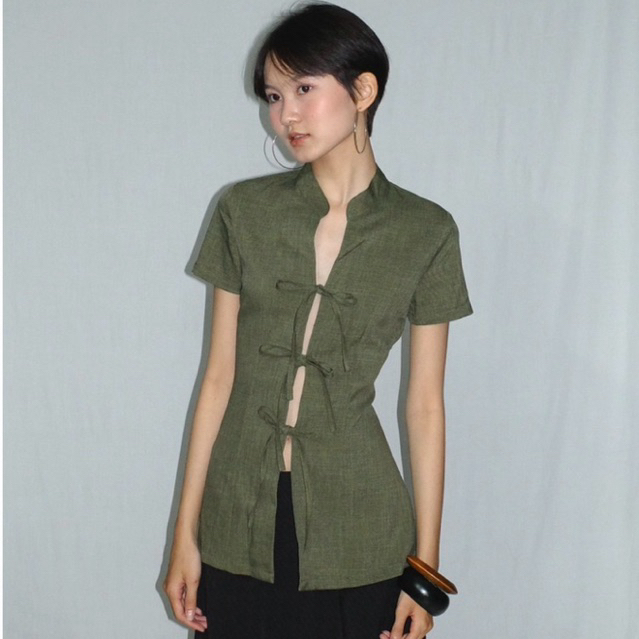 5 สี | NEE RIBBON MOOD เสื้อคอเต่าผูกโบว์ เปิดปกได้ ผ้าหนา แฟลต