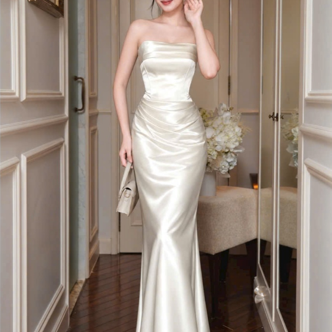 GENTLE, LUXURY PARTY PROM DRESS