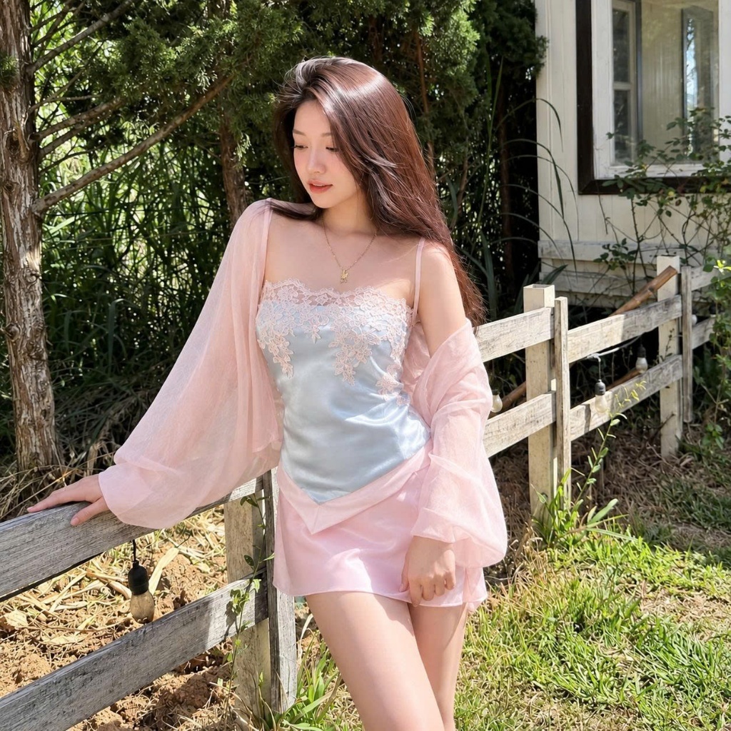Suzhou Silk Blouse ลูกไม้ปักกับ Western Hottrend Silk Robe Kieupham.shop