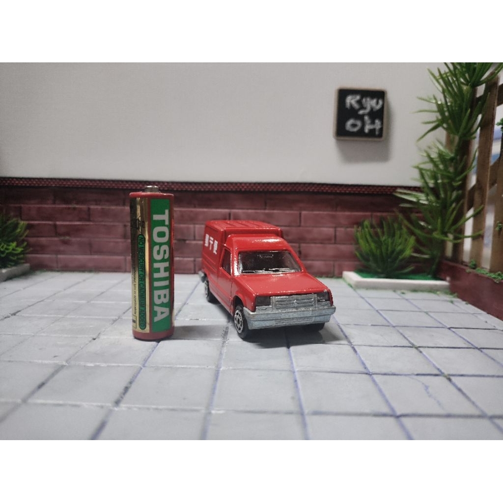 Renault Express 1:53 scale diecast iron valve รุ่น