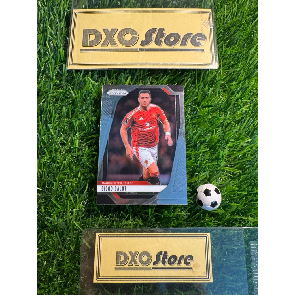 [ ของแท้ ] - PANINI PRIZM LEAGUE PREMIER 2025 - DIOGO DALOT (MANCHESTER UNITED)