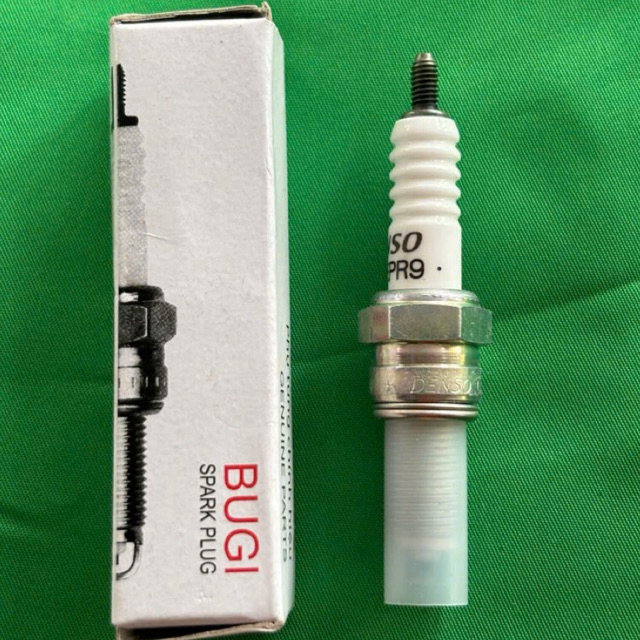 หัวเทียน Denso 31927-KPH-901 มอเตอร์ไซค์ Future 125 Wave 125 Future neo 125