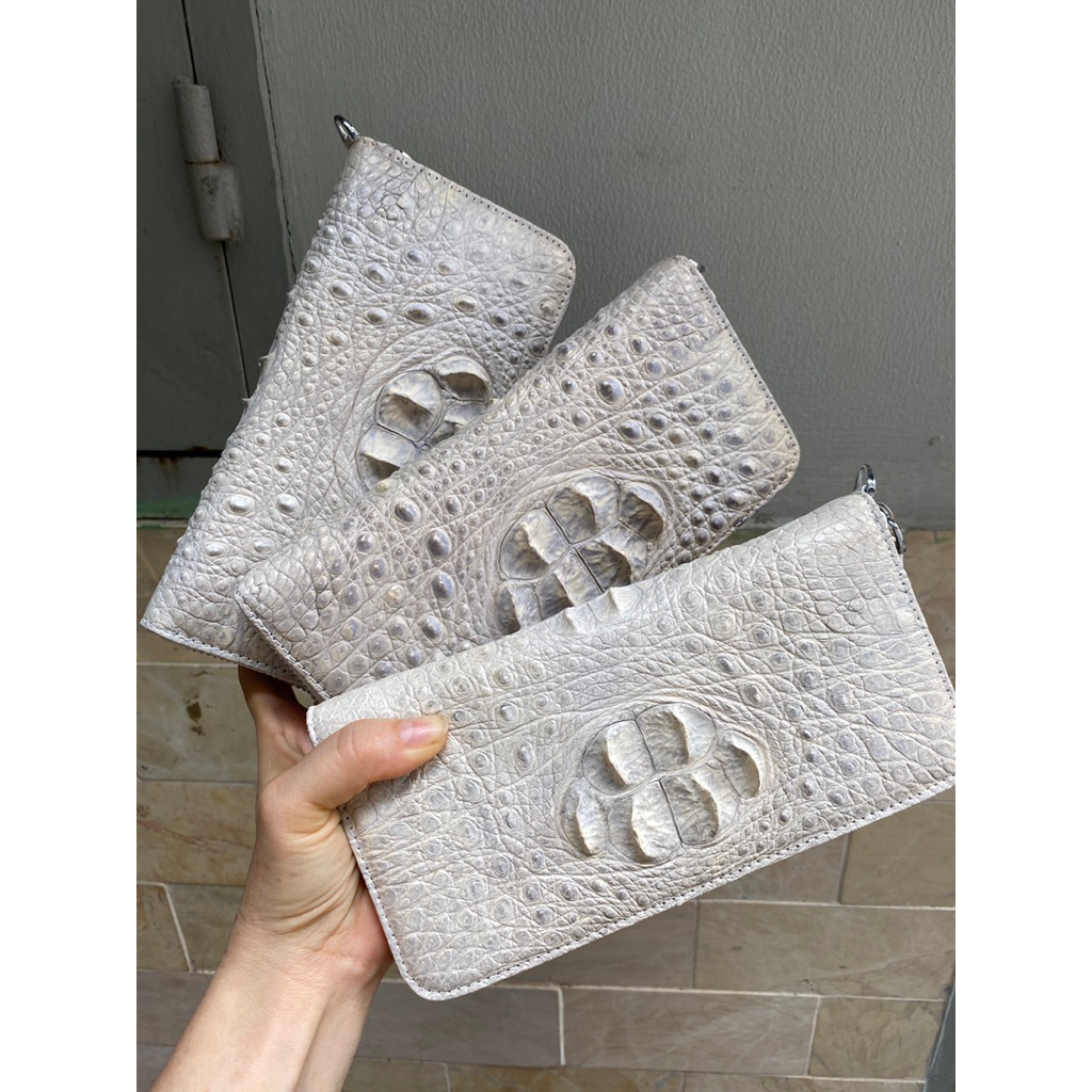 WHITE CROCODILE SKIN HANDWALLET Go Vap Crocodile
