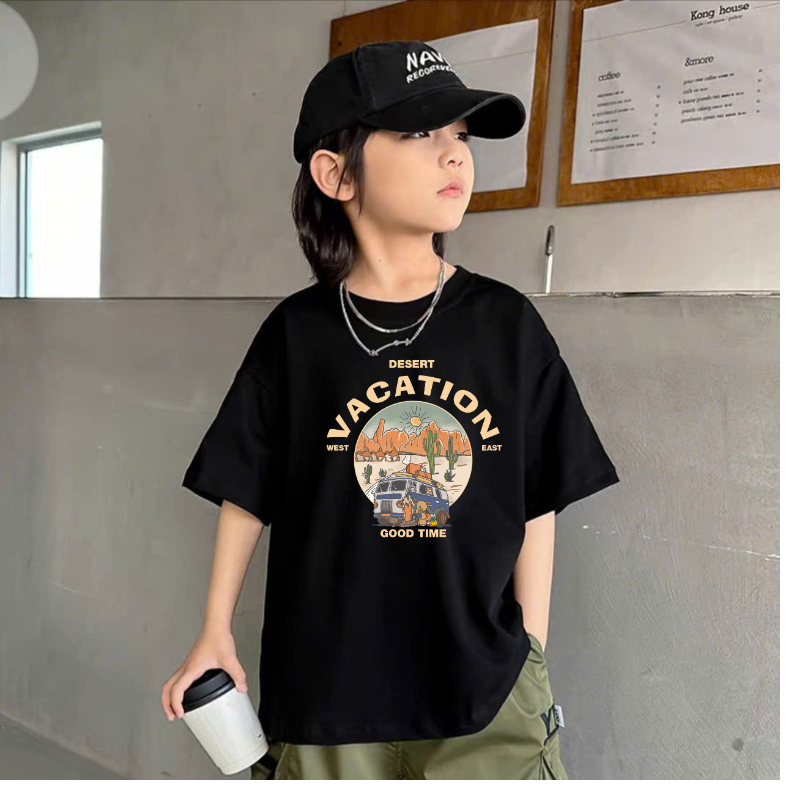 เสื้อยืดแขนสั้นเด็กชายพิมพ์ลายวันหยุด - เด็ก JULY ผ้าคอตตอน 4 ทางเรียบ มีทุกขนาด 17-37กิโลกรัม