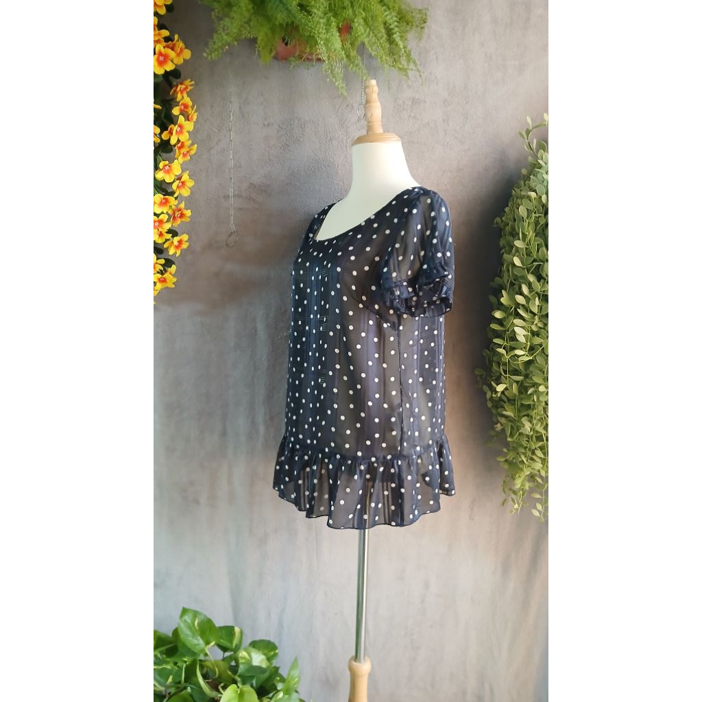 เสื้อชีฟองลายจุดหรูหราอก100 | อีโอ 100 | ลอง 67 | ขนาด L 50-58กก. พอดี