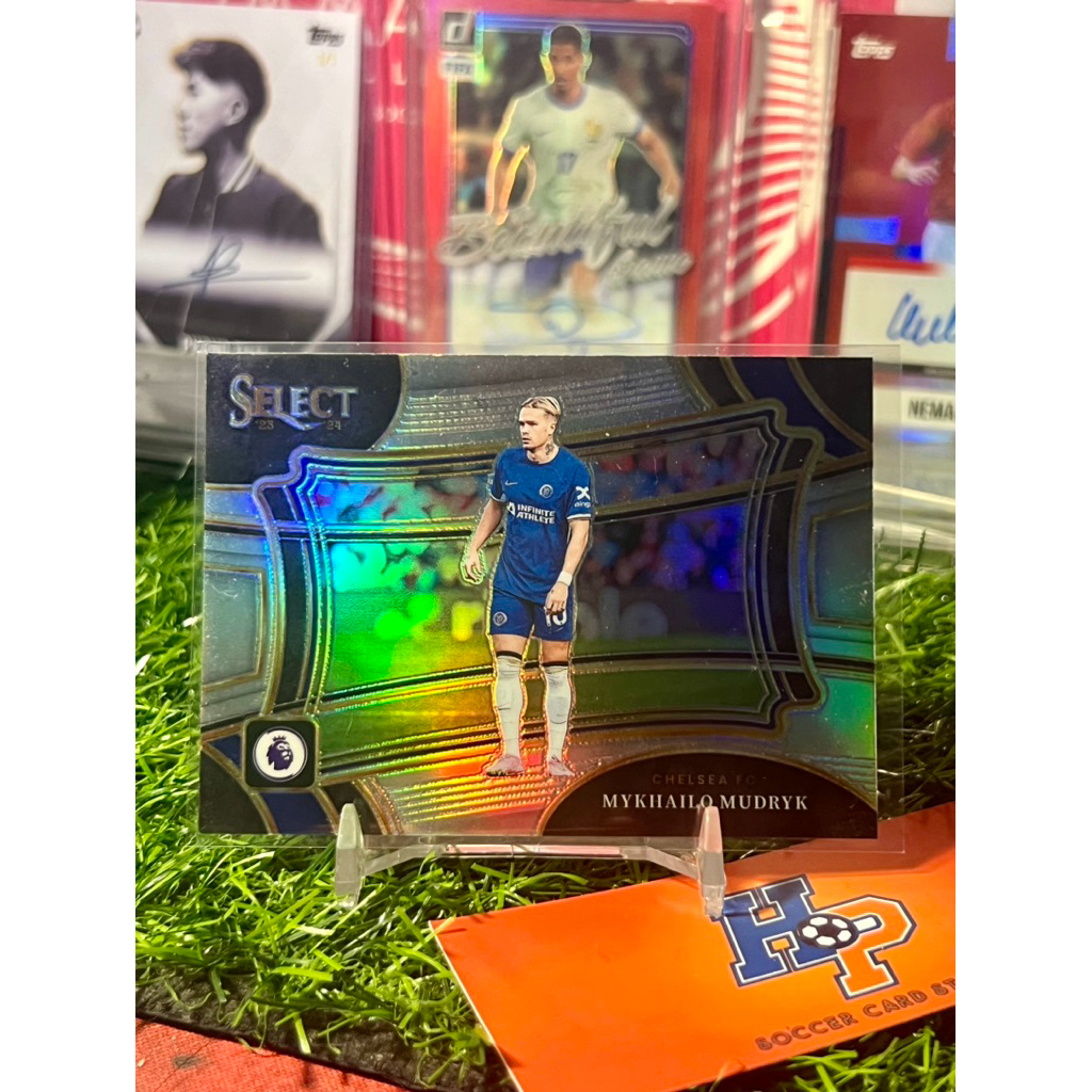 Mykhailo Mudryk Field Level Silver Panini Select EPL 2023/