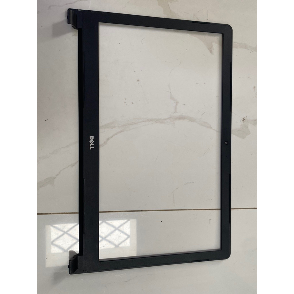 แล็ปท็อป Dell 5559 B ถอดประกอบเฟรม