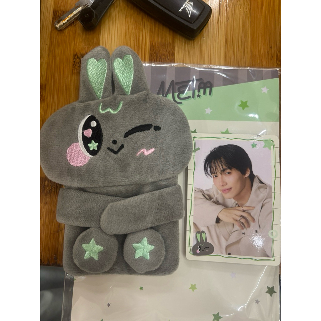 ODD PHOTO CARD PHOTOCARD HUGGY BAG TEDDY BEAR HANGING BAG - META WIN GMMTV<อ่านคําอธิบายให้ละเอียด>