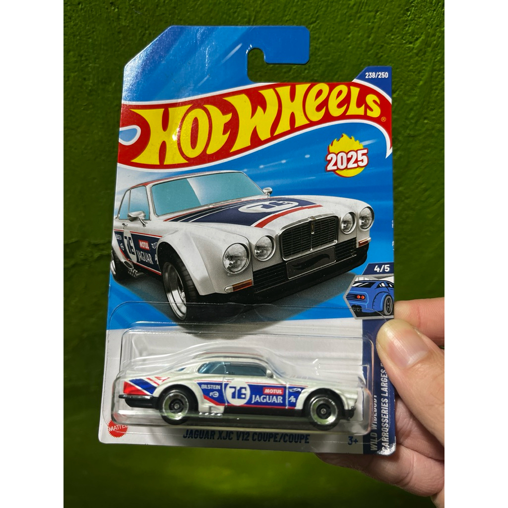 Hot Wheels Jaguar XJC V12 Coupe/คู่